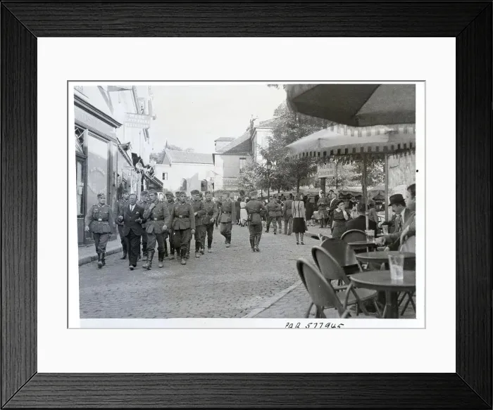 Framed Print : German Tourists Walk Through Paris Framed Print : German Tourists Walk Through Paris
