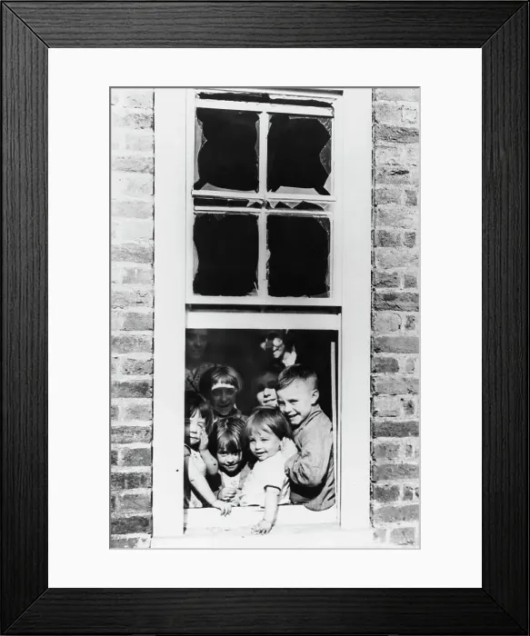 Framed Print : Aftermath of London Bombing Framed Print : Aftermath of London Bombing