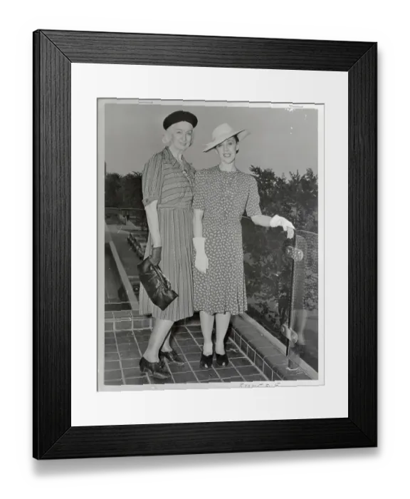 Framed Print : Ruth St. Denis and Martha Graham Standing on Steps Framed Print : Ruth St. Denis and Martha Graham Standing on Steps