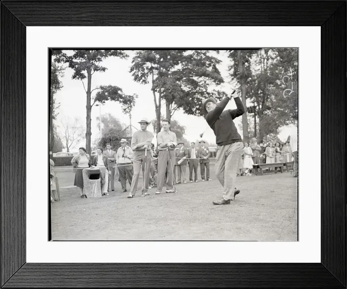 Framed Print : Jess Sweetser