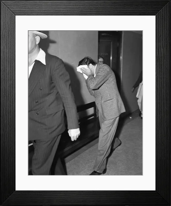 Framed Print : Benny (Bugsy) Siegel At Los Angeles Police Department For Questioning Framed Print : Benny (Bugsy) Siegel At Los Angeles Police Department For Questioning