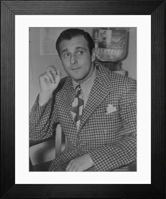 Framed Print : Benny (Bugsy) Siegel At Los Angeles Police Department For Questioning Framed Print : Benny (Bugsy) Siegel At Los Angeles Police Department For Questioning