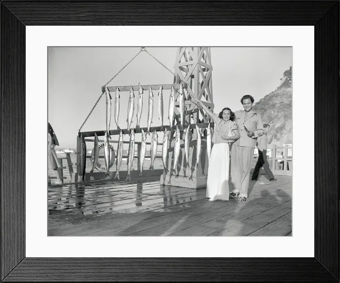 Framed Print : Orson Welles with Dolores Del Rio Framed Print : Orson Welles with Dolores Del Rio
