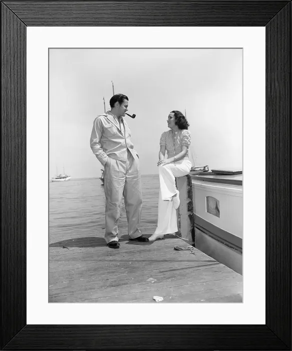 Framed Print : Orson Welles with Dolores Del Rio Framed Print : Orson Welles with Dolores Del Rio
