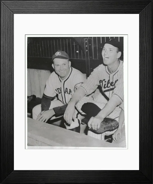 Framed Print : Rogers Hornsby and Dizzy Dean Sitting in Dugout Framed Print : Rogers Hornsby and Dizzy Dean Sitting in Dugout