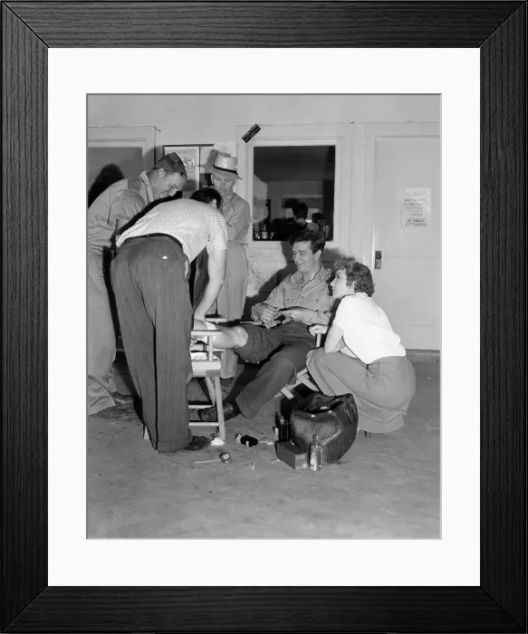 Framed Print : Claudette Colbert with Ray Milland Framed Print : Claudette Colbert with Ray Milland