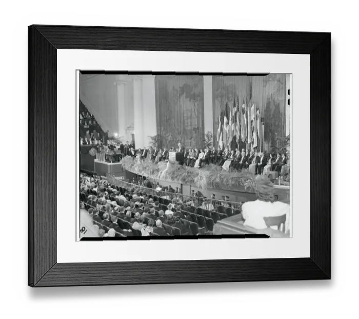 Framed Print : Franklin Delano Roosevelt Speaking Framed Print : Franklin Delano Roosevelt Speaking