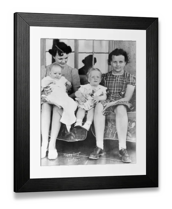 Framed Print : Family Portrait with Young Sandra Day O'Connor Framed Print : Family Portrait with Young Sandra Day O'Connor