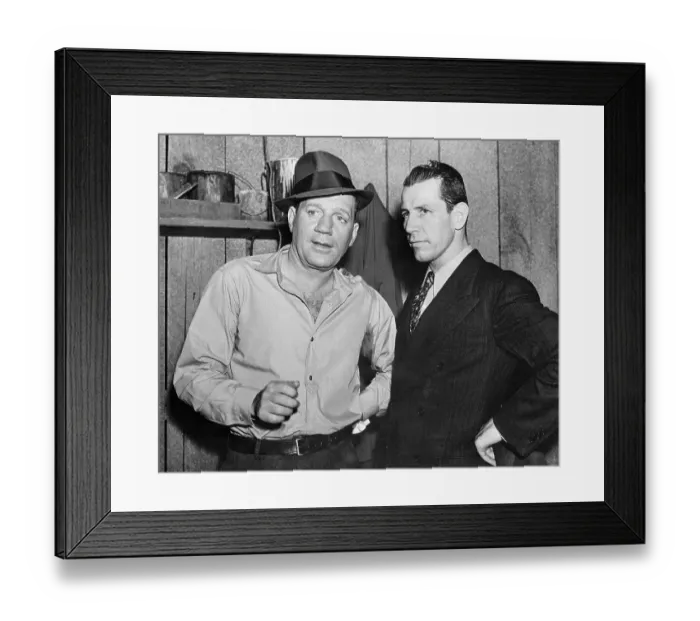 Framed Print : Pat O'Brien and Marty Brill Posing Together Framed Print : Pat O'Brien and Marty Brill Posing Together