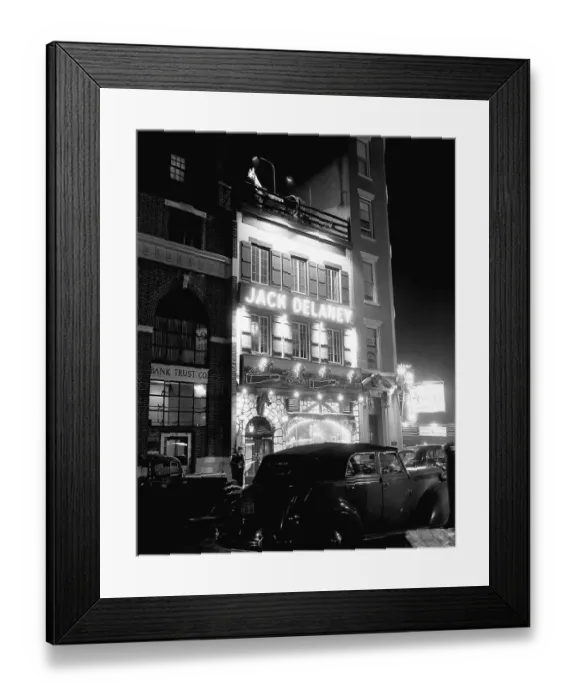 Framed Print : Jack Delany's Restaurant in Greenwich Village Framed Print : Jack Delany's Restaurant in Greenwich Village