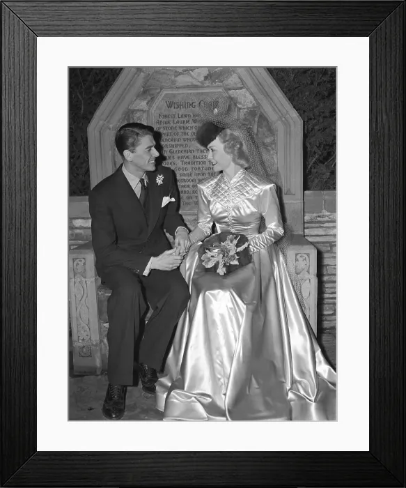 Framed Print : Jane Wyman and Ronald Reagan After Wedding Framed Print : Jane Wyman and Ronald Reagan After Wedding