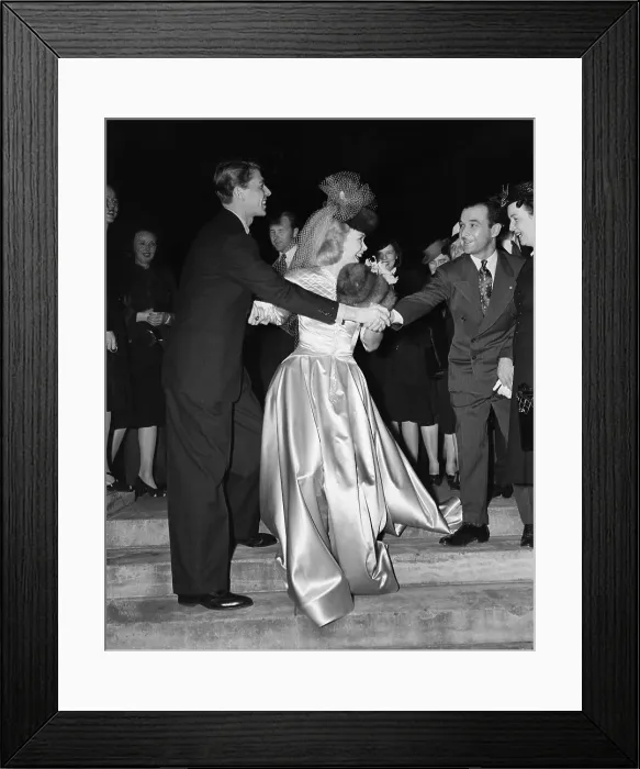 Framed Print : Ronald Reagan Shaking Hands with a Colleague Framed Print : Ronald Reagan Shaking Hands with a Colleague