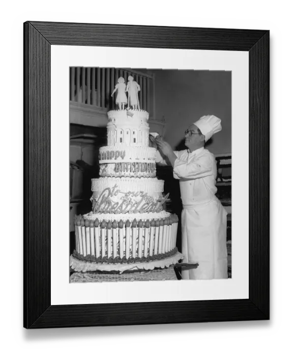 Framed Print : Baker Preparing Presidential Birthday Cake
