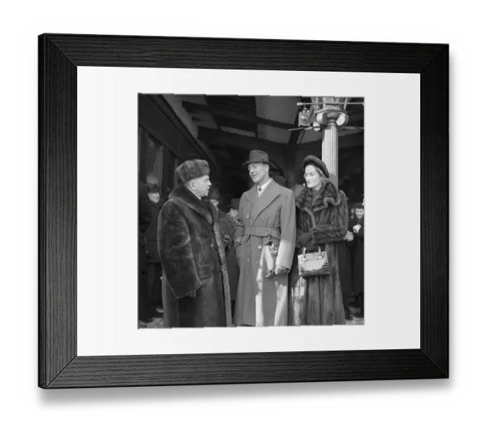 Framed Print : Doris Duke with Husband Framed Print : Doris Duke with Husband