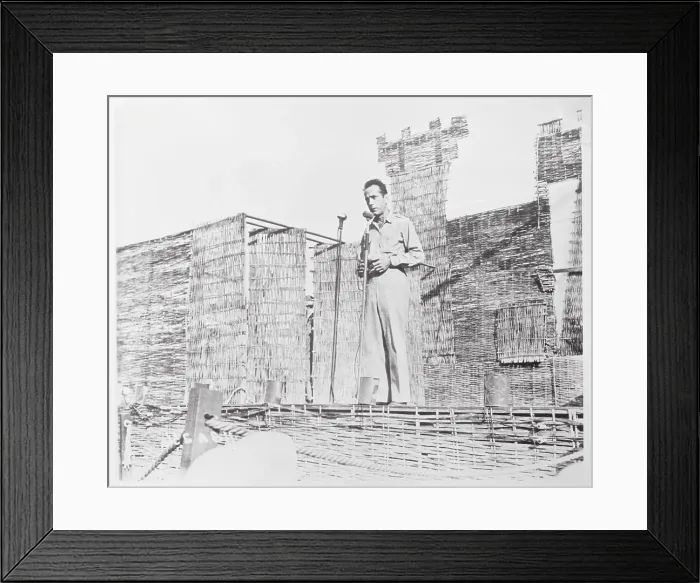 Framed Print : Humphrey Bogart Speaking from Wicker Stage Framed Print : Humphrey Bogart Speaking from Wicker Stage