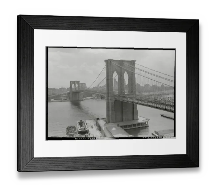 Framed Print : Brooklyn Bridge and Manhattan Skyline Framed Print : Brooklyn Bridge and Manhattan Skyline