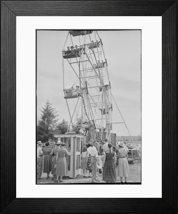 Framed Print : Ferris Wheel at Fair Framed Print : Ferris Wheel at Fair