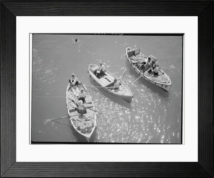 Framed Print : Three Boats with Merchants Carrying Goods to Port Said Framed Print : Three Boats with Merchants Carrying Goods to Port Said