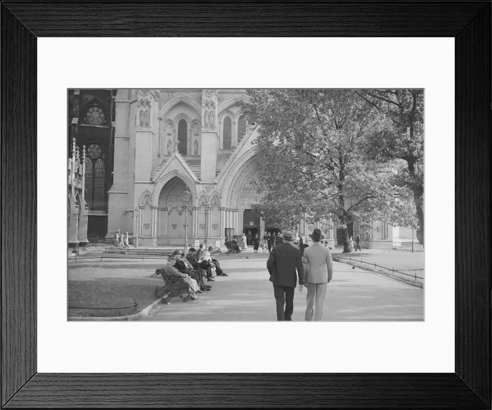 Framed Print : Entrance to Westminster Abbey Framed Print : Entrance to Westminster Abbey