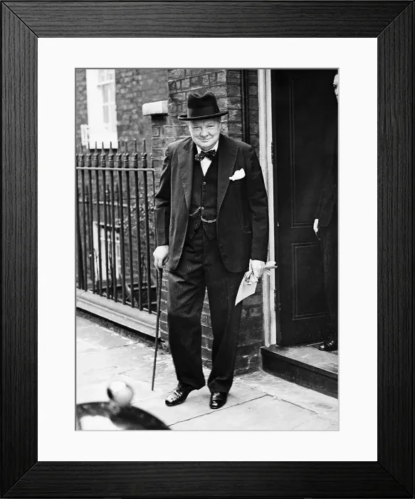Framed Print : Prime Minister Sir Winston Churchill Framed Print : Prime Minister Sir Winston Churchill