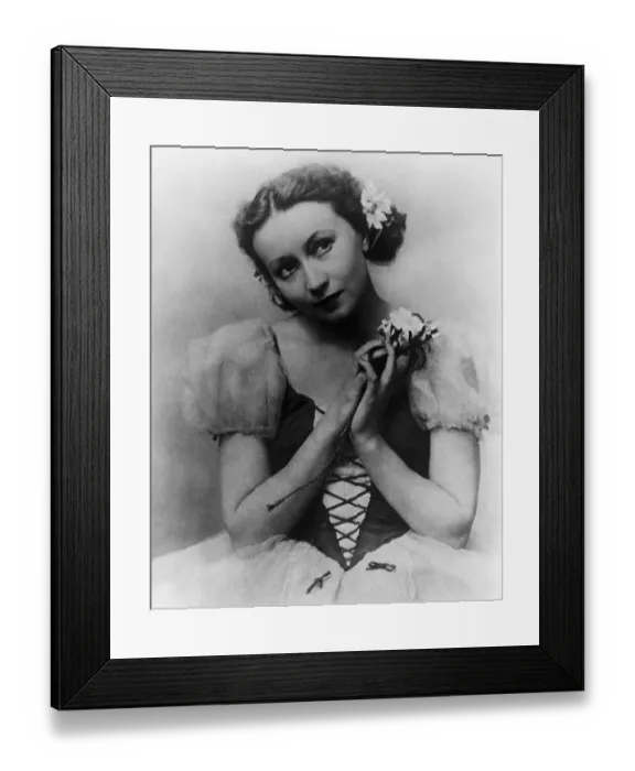 Framed Print : Prima Ballerina Galina Ulanova Framed Print : Prima Ballerina Galina Ulanova