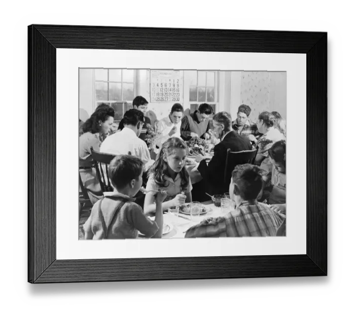 Framed Print : Families Eating Thanksgiving Dinner Framed Print : Families Eating Thanksgiving Dinner