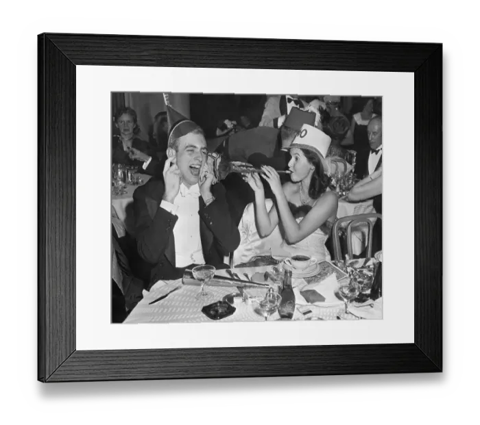Framed Print : New Years Celebration at Waldorf-Astoria Hotel Framed Print : New Years Celebration at Waldorf-Astoria Hotel