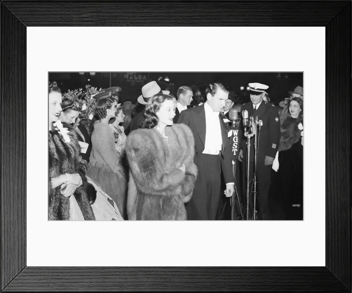 Framed Print : Vivien Leigh & Laurence Olivier @ Premie Framed Print : Vivien Leigh & Laurence Olivier @ Premie