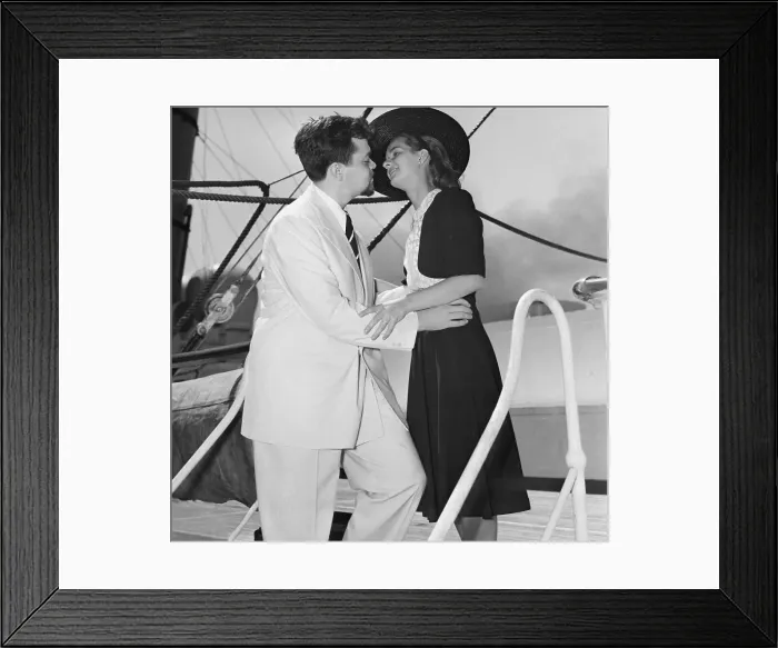 Framed Print : Orson Welles and Virginia Nicholson