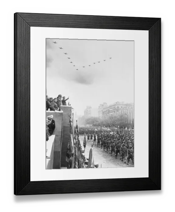 Framed Print : General Francisco Franco Salutes Troops in Parade Framed Print : General Francisco Franco Salutes Troops in Parade