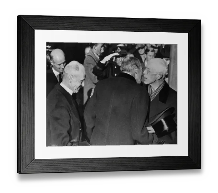 Framed Print : King Gustov Greeting King Christian Framed Print : King Gustov Greeting King Christian