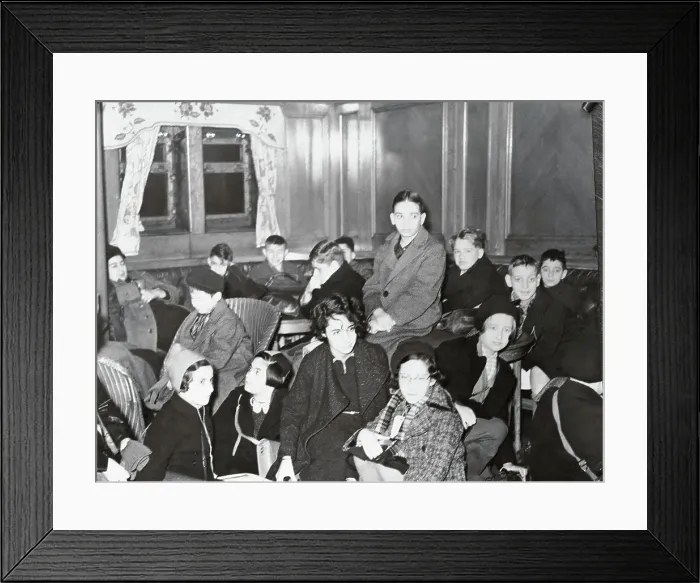 Framed Print : Jewish Children Refugees Framed Print : Jewish Children Refugees