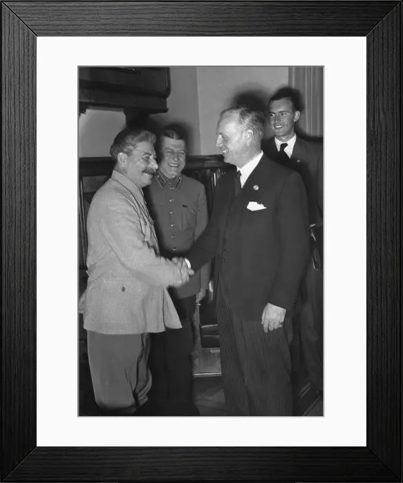 Framed Print : Josef Stalin and Joachim Von Ribbentrop after Treaty Signing Framed Print : Josef Stalin and Joachim Von Ribbentrop after Treaty Signing