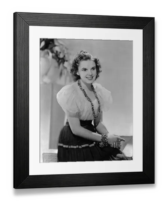 Framed Print : Portrait of Judy Garland Framed Print : Portrait of Judy Garland