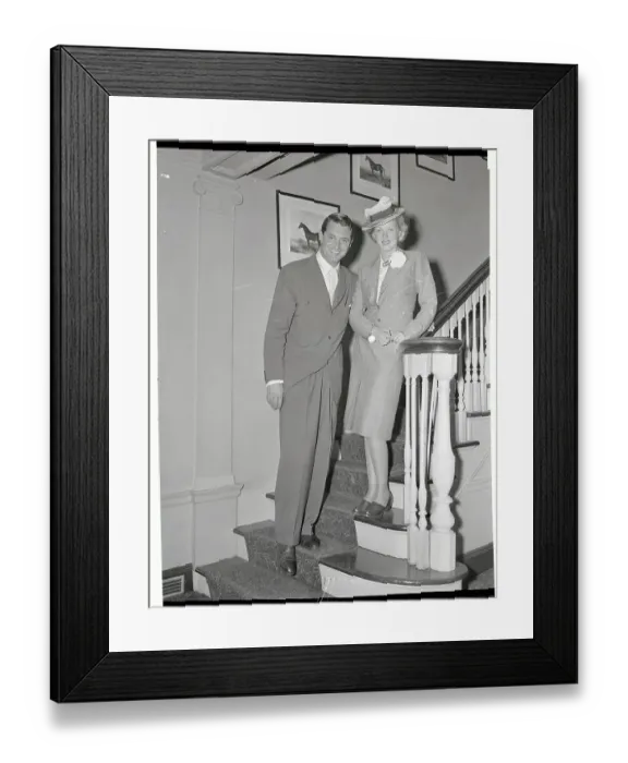 Framed Print : Cary Grant with Phyllis Brooks Framed Print : Cary Grant with Phyllis Brooks