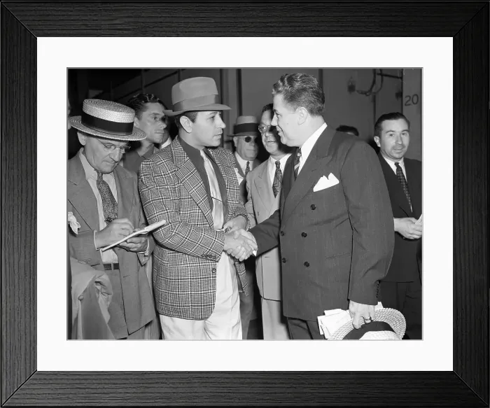 Framed Print : George Raft and Edward Knight Aboard the S.S. Normandie Framed Print : George Raft and Edward Knight Aboard the S.S. Normandie