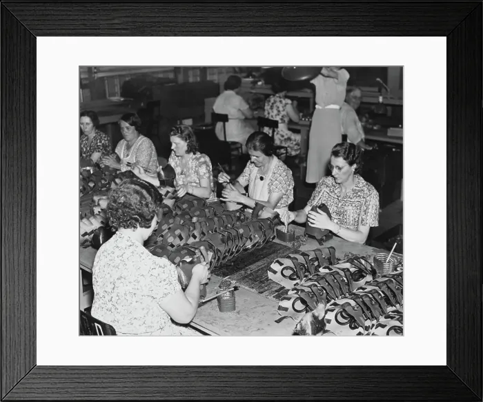 Framed Print : Women at the Edgewood Asenal Framed Print : Women at the Edgewood Asenal