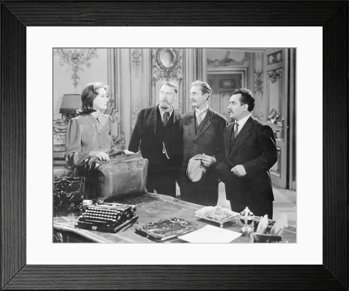 Framed Print : Greta Garbo in Ninotchka Framed Print : Greta Garbo in Ninotchka
