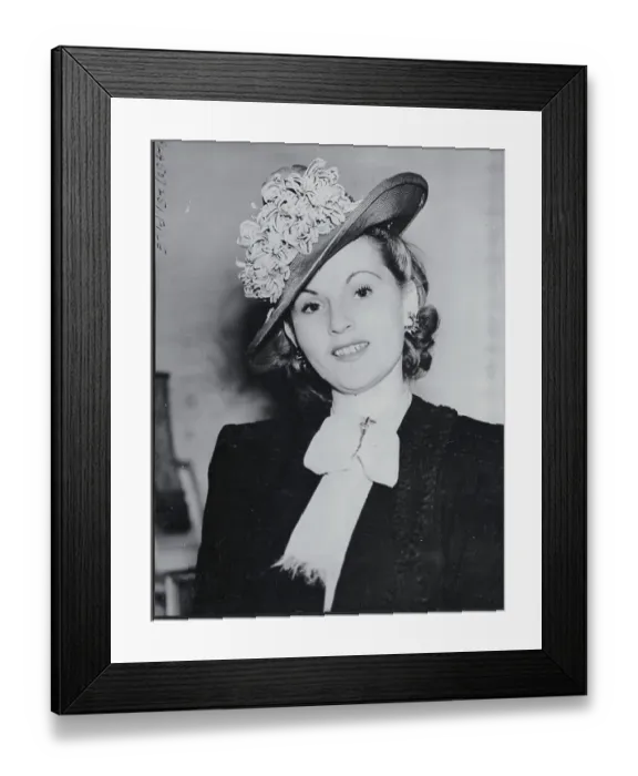 Framed Print : Zsa Zsa Gabor