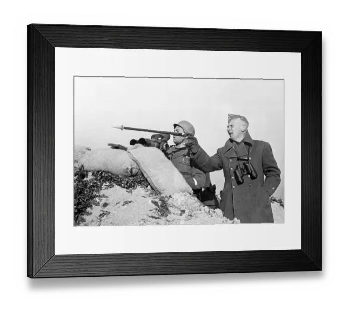 Framed Print : General Major Freiherr Von Richthofen with Soldier Framed Print : General Major Freiherr Von Richthofen with Soldier