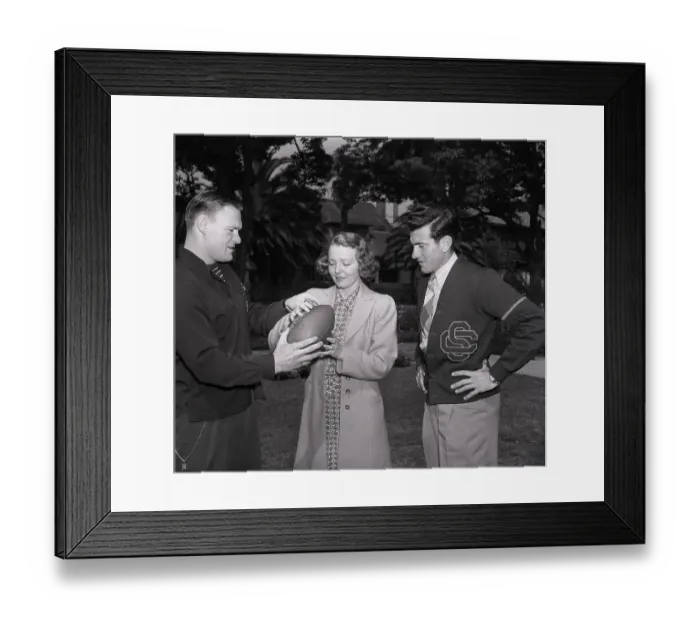Framed Print : Louis Zamperini Framed Print : Louis Zamperini