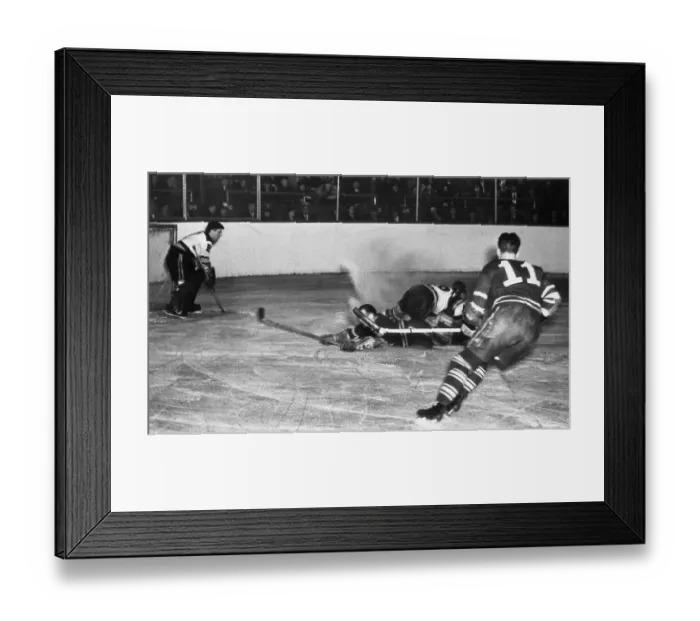 Framed Print : Bruins Defeat Maple Leafs Framed Print : Bruins Defeat Maple Leafs