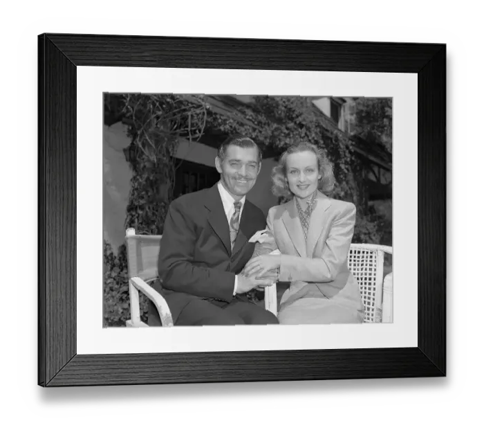 Framed Print : Clark Gable and Carole Lombard after Their Wedding Framed Print : Clark Gable and Carole Lombard after Their Wedding
