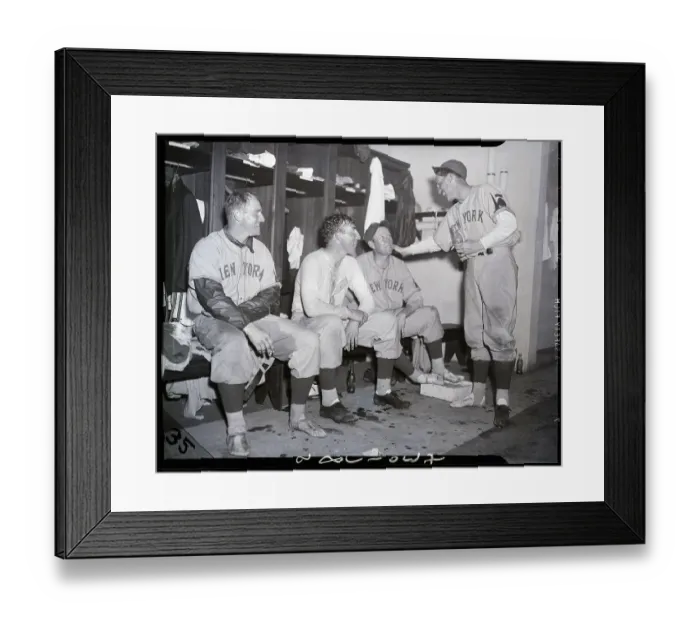 Framed Print : Ny Giants Locker Room Scene Framed Print : Ny Giants Locker Room Scene