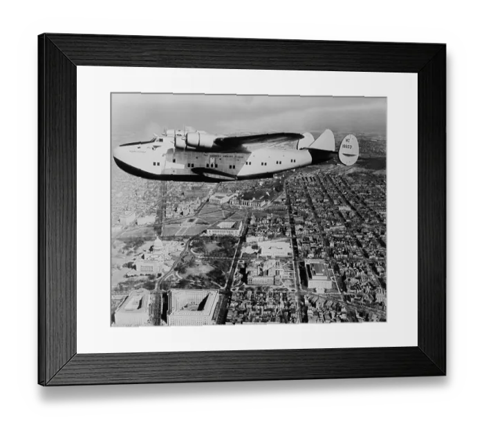 Framed Print : Yankee Clipper Over Washington, Dc Framed Print : Yankee Clipper Over Washington, Dc