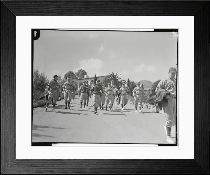 Framed Print : Dizzy Dean and Players Warming Up