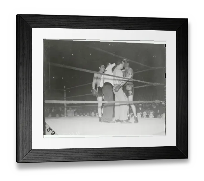 Framed Print : Referee and Others Examining John Henry Lewis Head Framed Print : Referee and Others Examining John Henry Lewis Head
