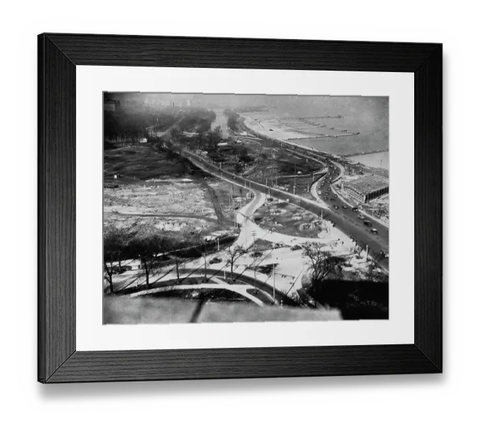 Framed Print : Lincoln Park Drive, Chicago Framed Print : Lincoln Park Drive, Chicago
