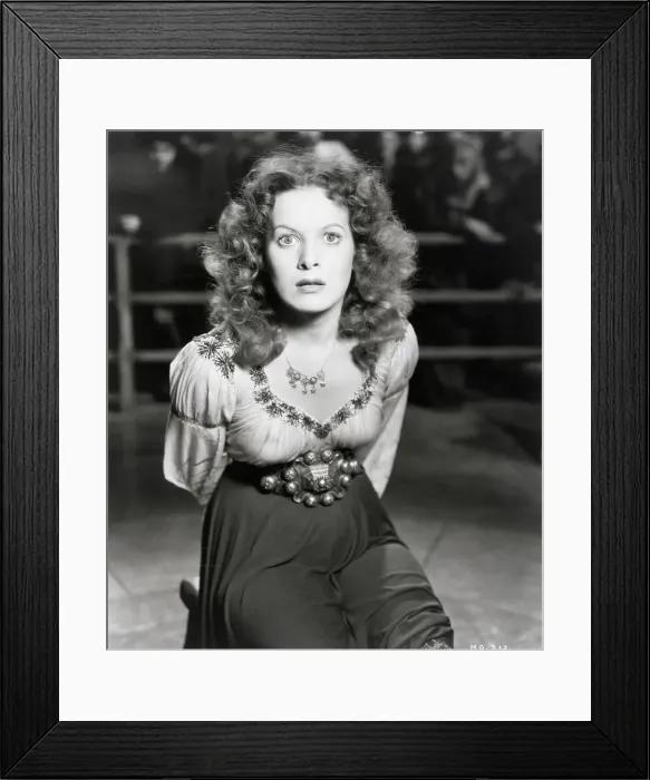 Framed Print : Maureen O'Hara as Esmeralda Framed Print : Maureen O'Hara as Esmeralda