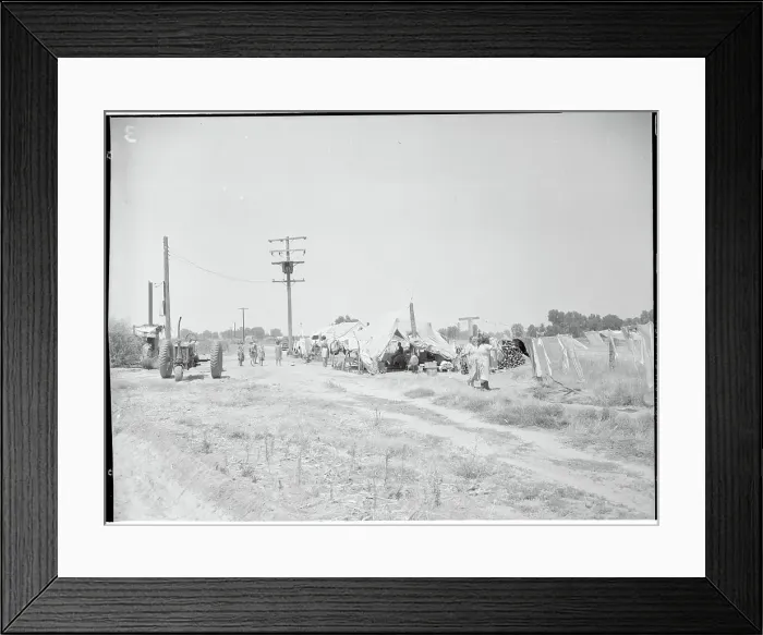 Framed Print : Medical Camps for Migratory People